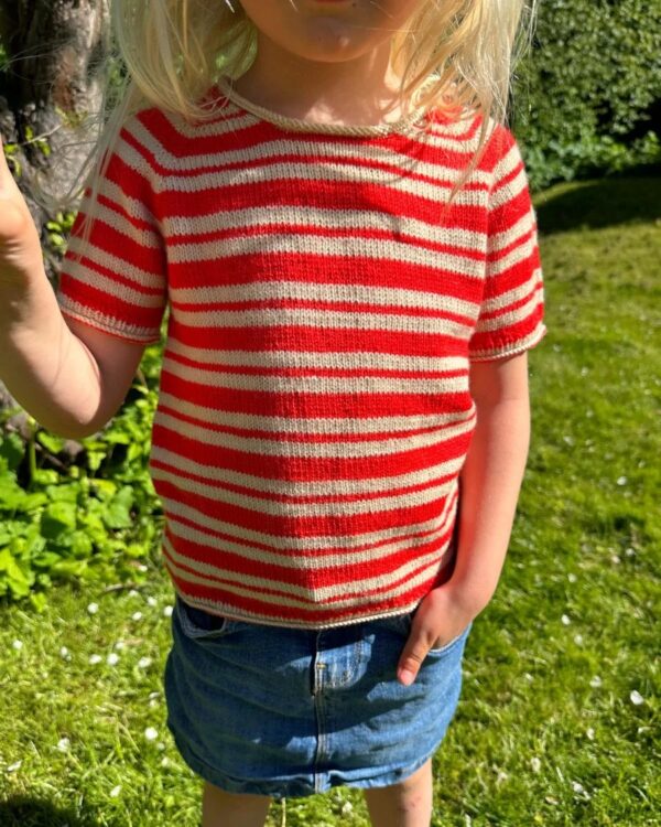 Mönster: Amélie Tee Junior - PetiteKnit
